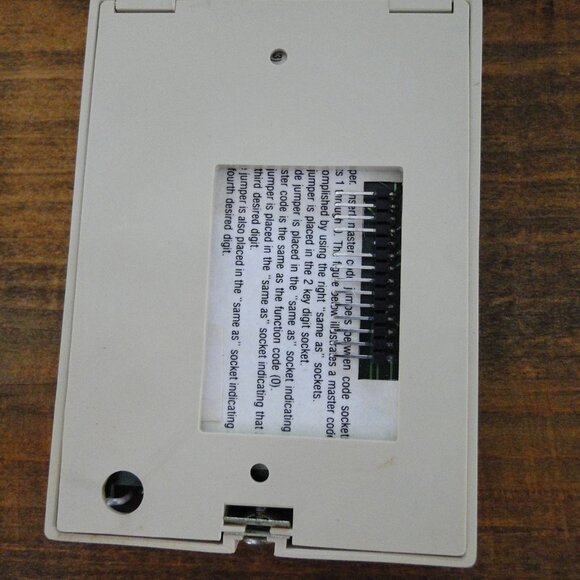 DTI SECURITY DCU-20 PROGRAMMABLE DIGITAL REMOTE CONTROL KEY PAD - Picture 4 of 4